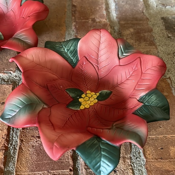 PartyLite Poinsettia Ceramic Pair - Picture 2 of 5